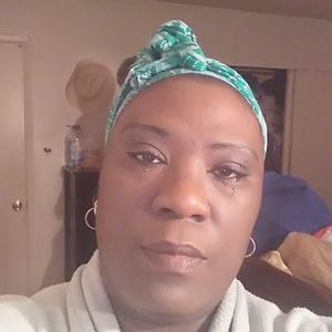 Meet your Posher, Phyllis